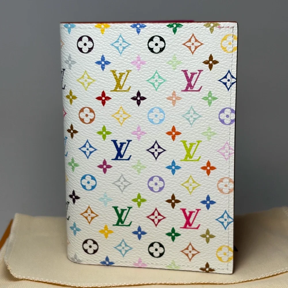 Louis Vuitton LV x TM Passport Cover Multicolor w/Hot Pink Made in France NWT - Picture 2 of 15